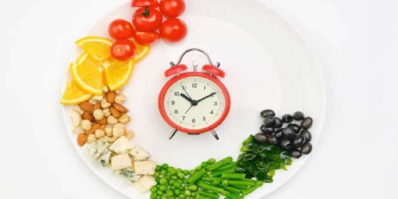 How Intermittent Fasting Reduces Overall Calorie Intake